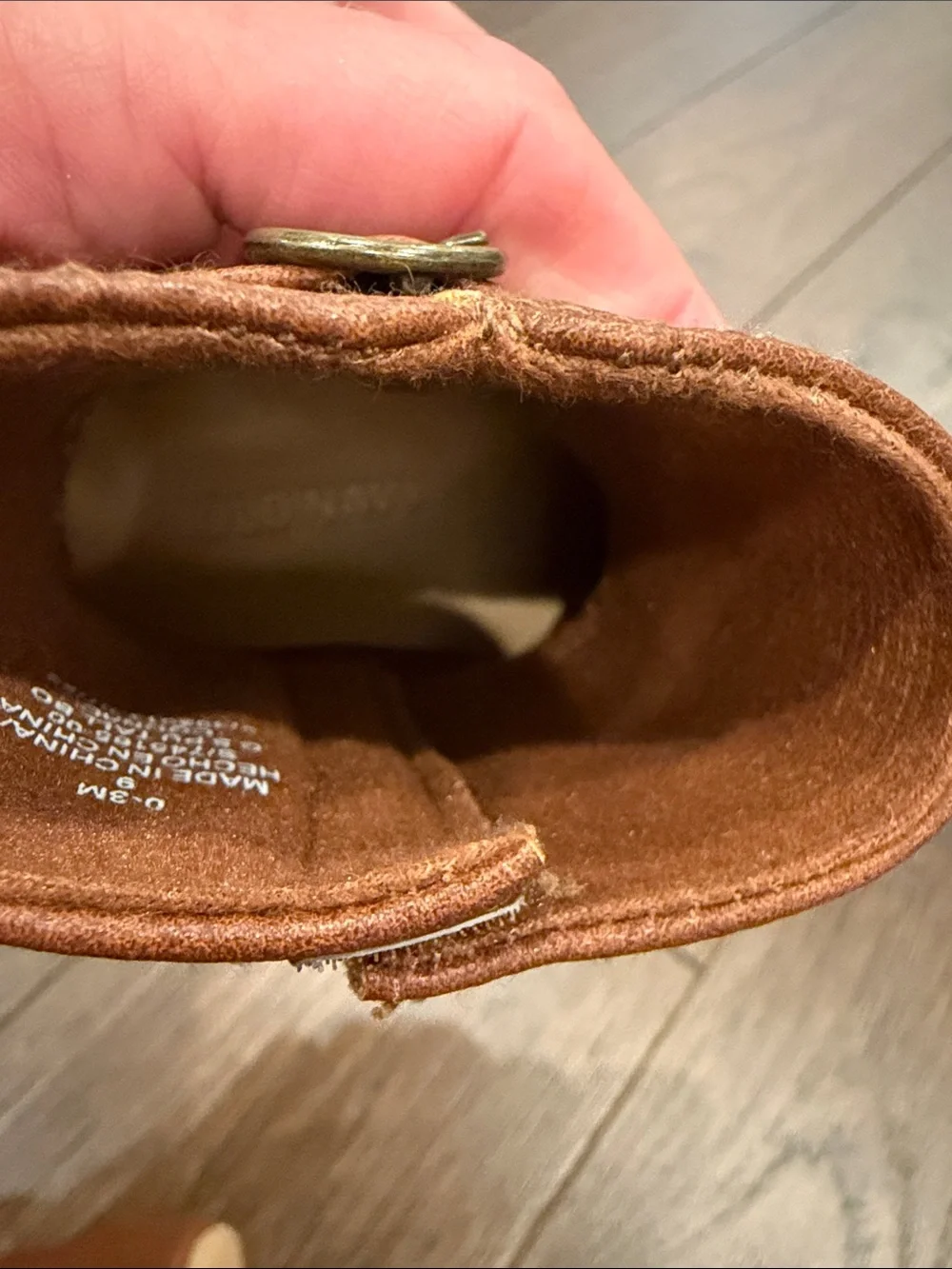 Old Navy 0-3 Months Baby Velcro Boots - C39-135